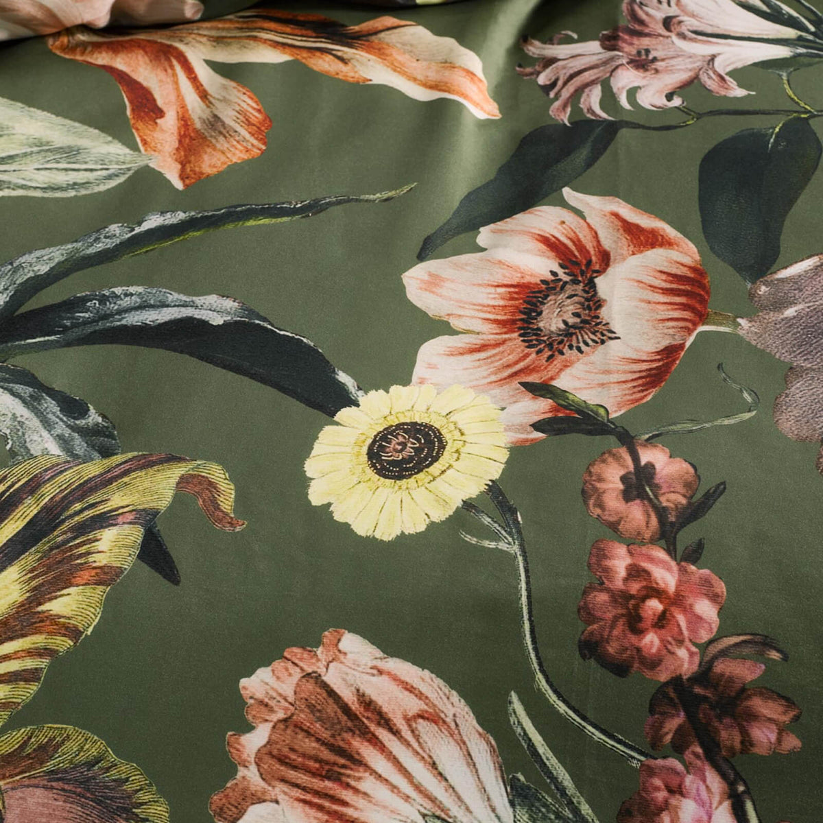 bettwaesche filou gebluemt rosen dahlien sterne