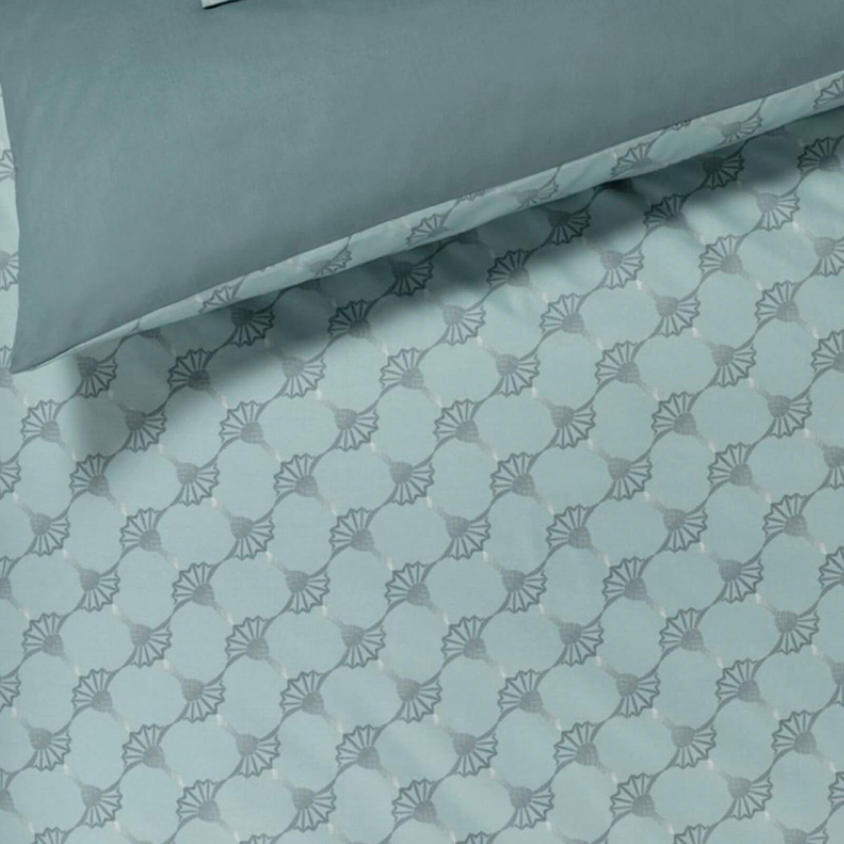 bettwaesche kornblume wendeoptik hellblau comfort satin