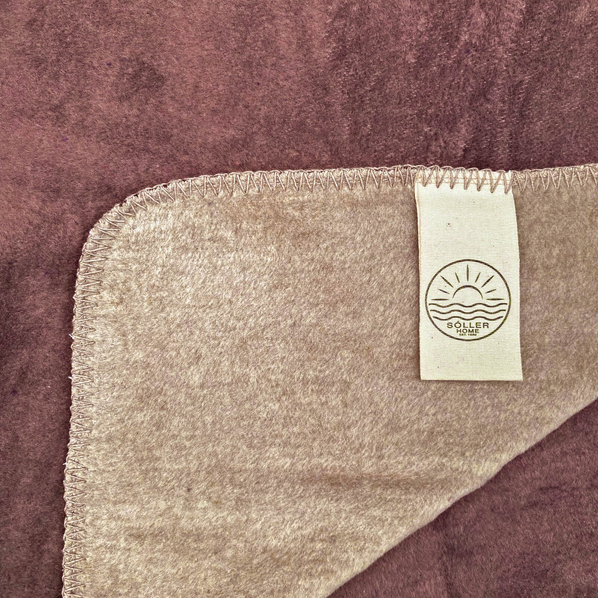 wohndecke kuscheldecke zweifarbig grau taupe