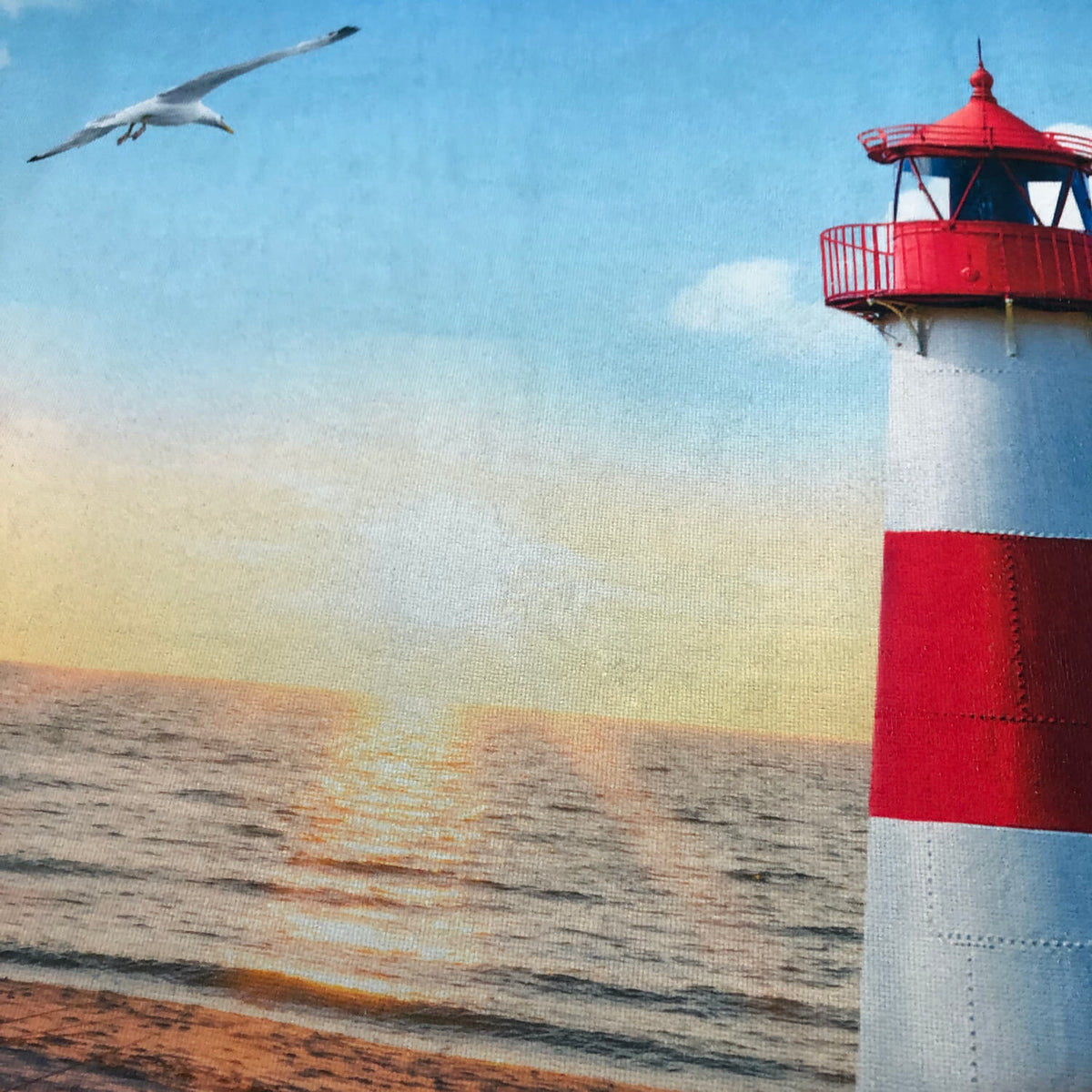 strandlaken badetuch leuchtturm möven wasser meer