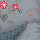 bettgarnitur bettwaesche blumen fruechte blau