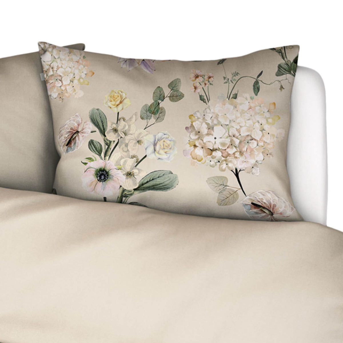 bettwaesche noe wendedesign gebluemt beige
