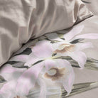 bettwaesche noe wendedesign gebluemt beige