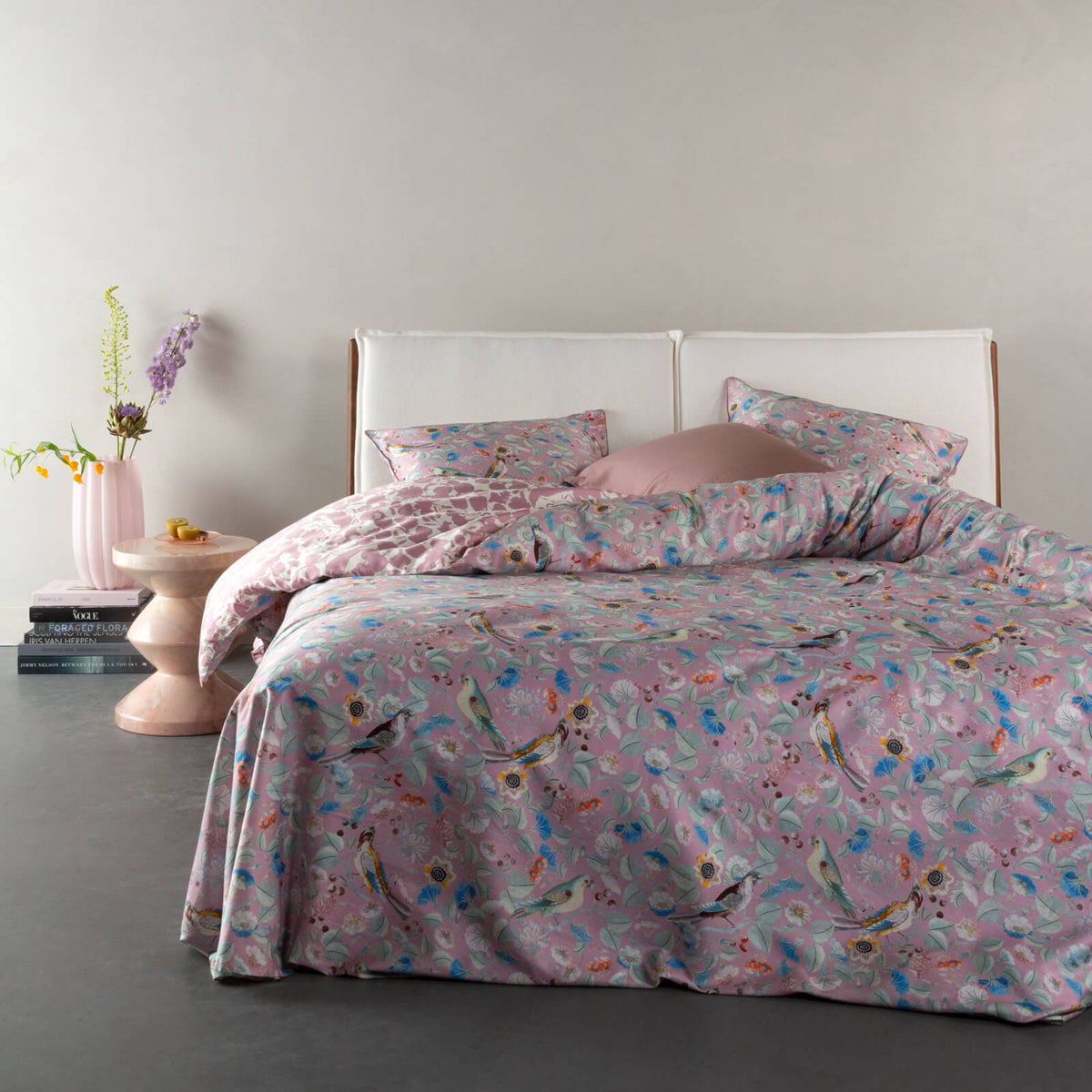bettwaesche aleste wendedesign gebluemt lilac