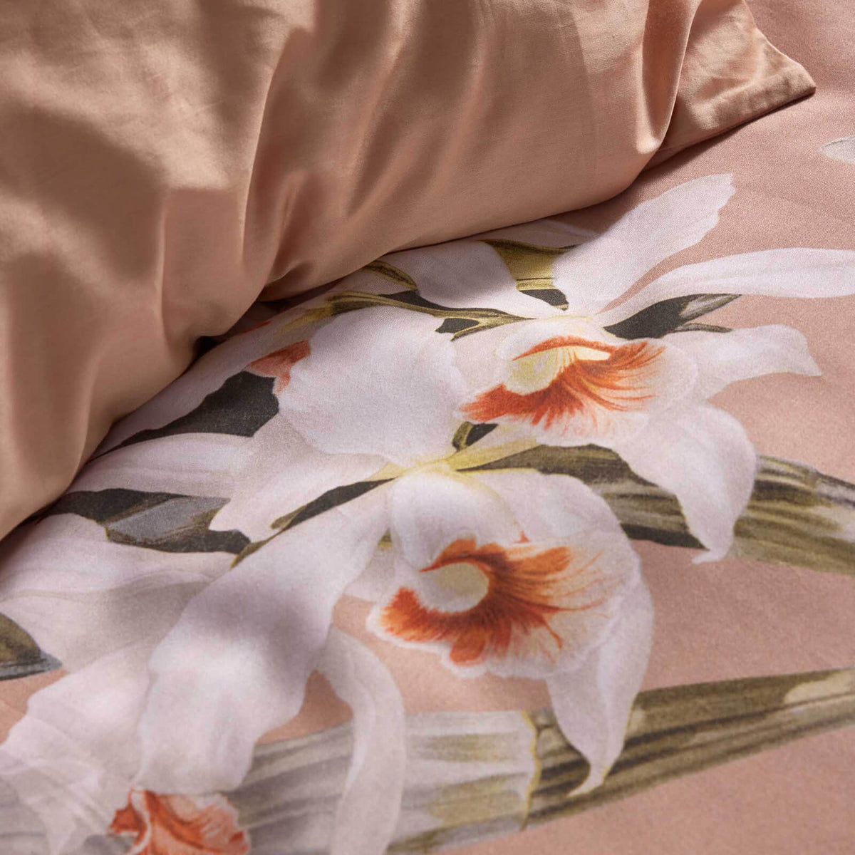 bettwaesche noe wendedesign gebluemt pink