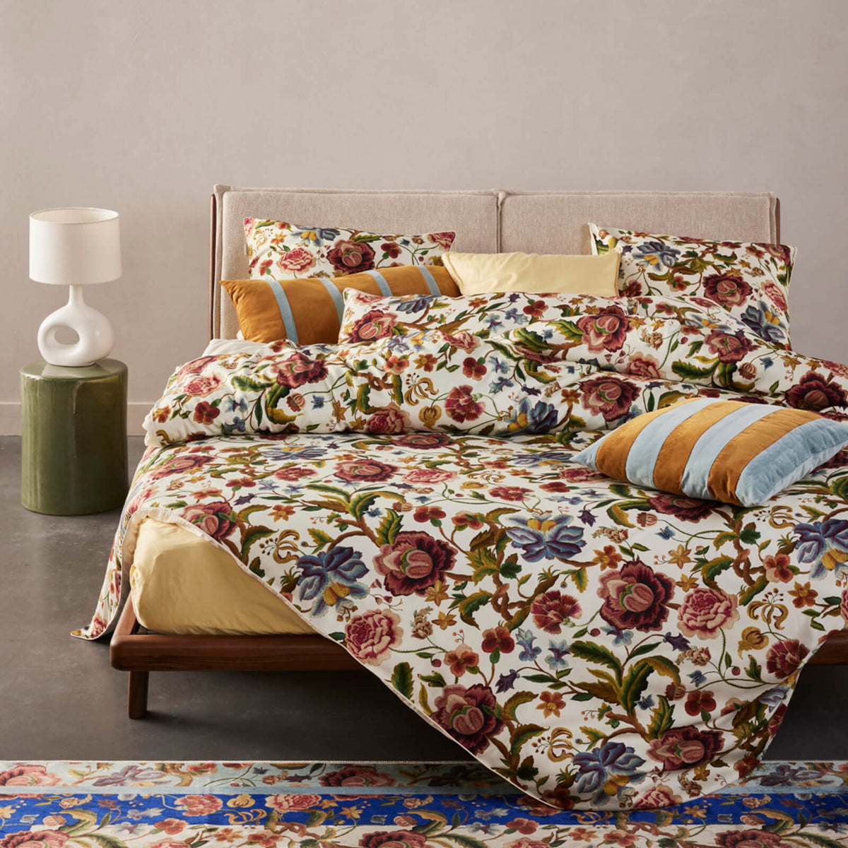 bettwaesche roselina wendedesign gebluemt creme