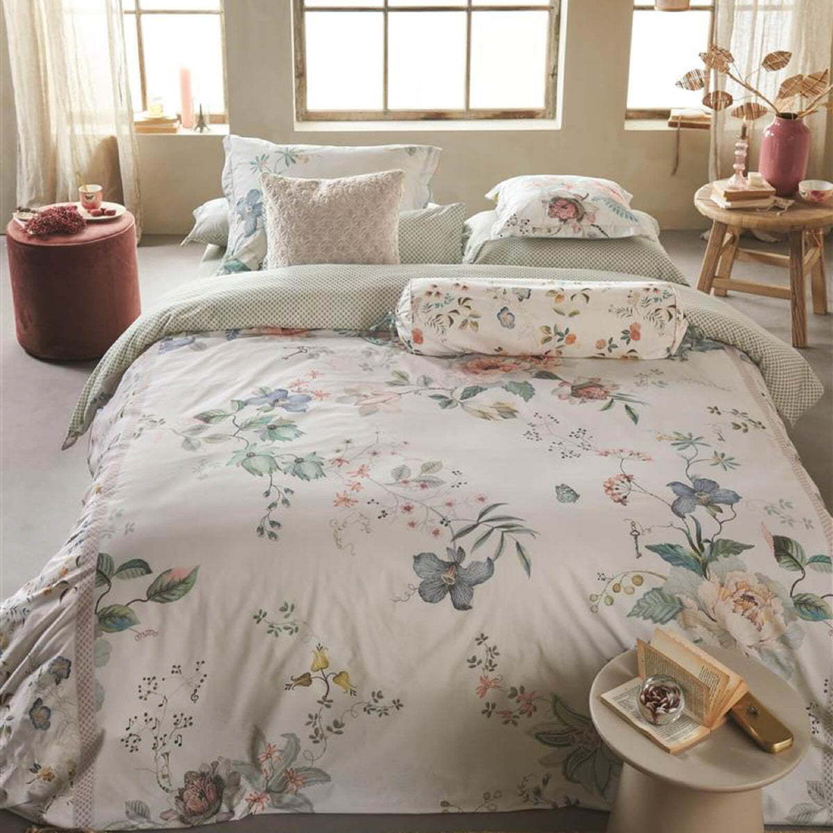 bettgarnitur bettwaesche blumen blueten tokyo bouquet