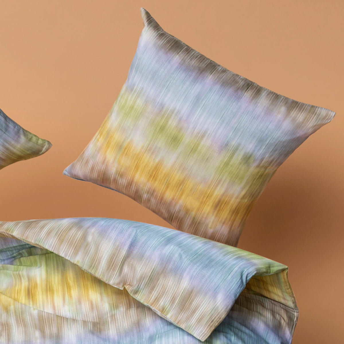 bettwaesche gestreift bunt mako satin