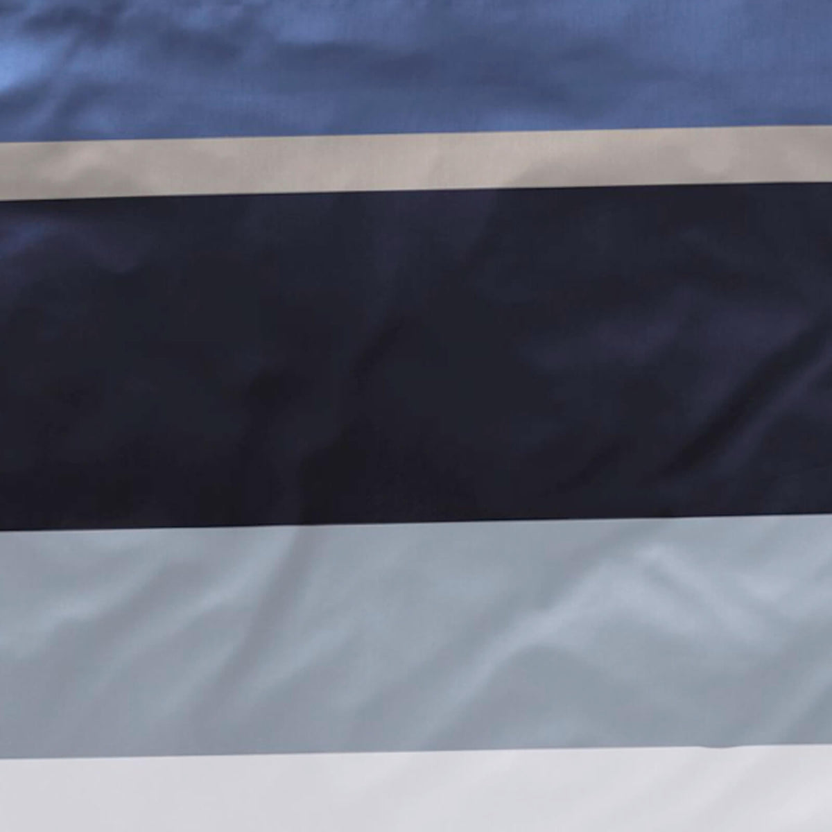bettwaesche streifen linien blau weiß grau mako satin