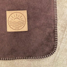 wohndecke kuscheldecke zweifarbig grau taupe